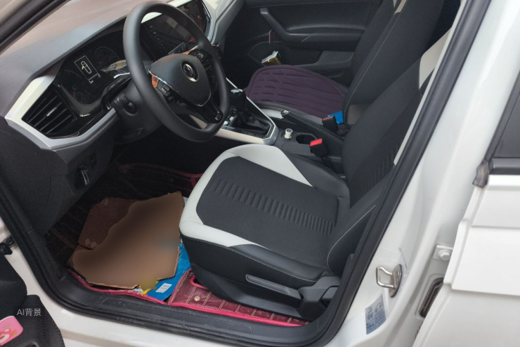 Volkswagen Polo 2021 car image #17
