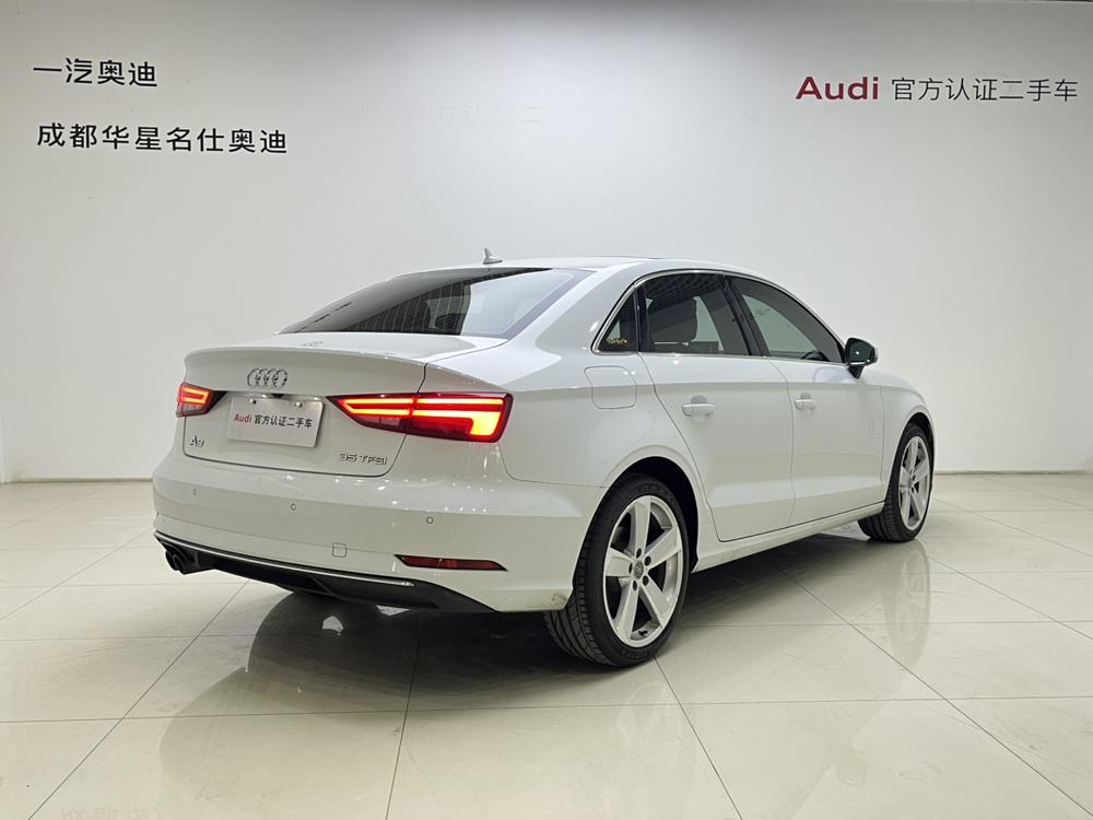 Audi A3 2018 car image #4