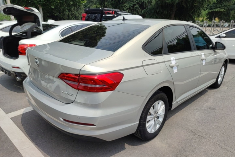 Volkswagen Lavida 2018 car image #7