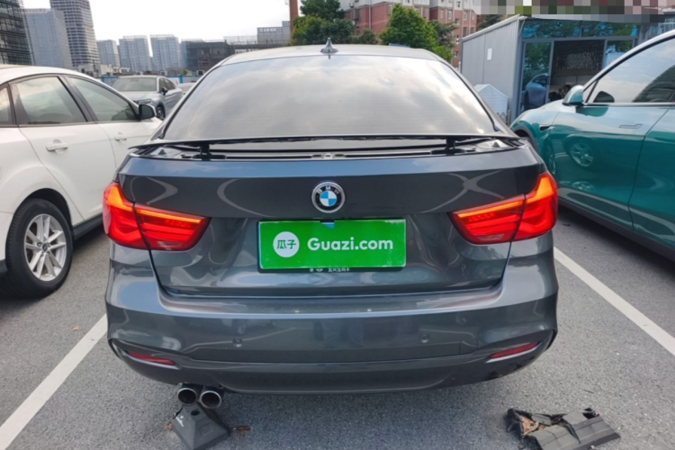 BMW 3 Series GT 2018 #4 BMW 3 Series GT 2018 car image #4