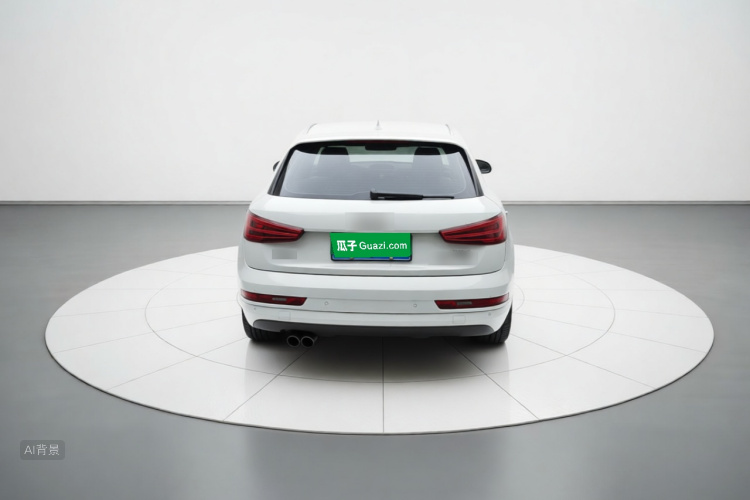 Audi Q3 2018 car image #6
