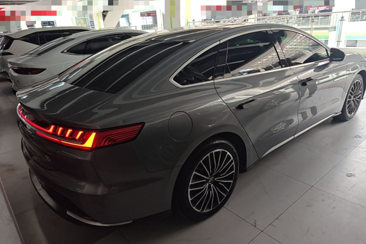 BYD Han 2022 car image #7