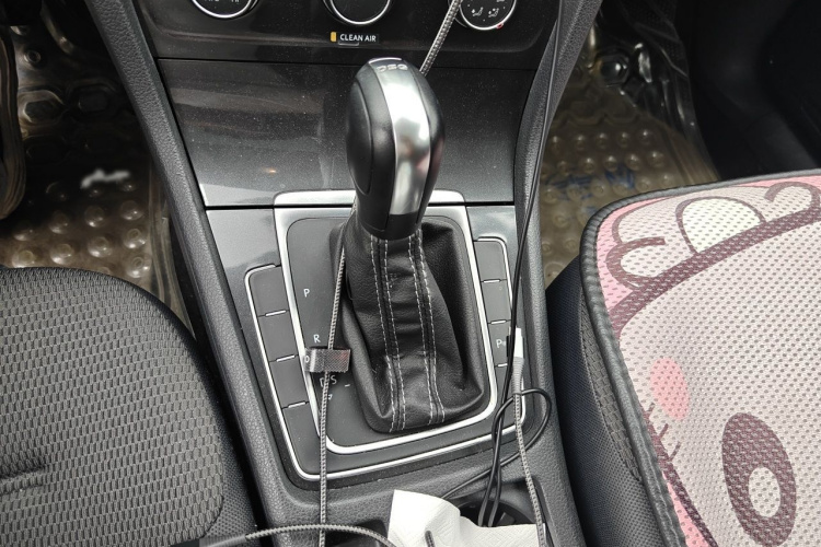 Volkswagen Golf 2017 #18 Volkswagen Golf 2017 car image #18