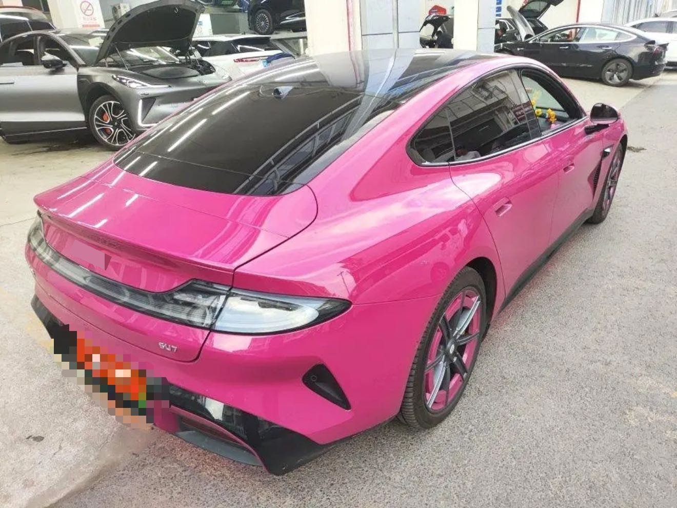 MI SU7 2025 #2 MI SU7 2025 car image #2