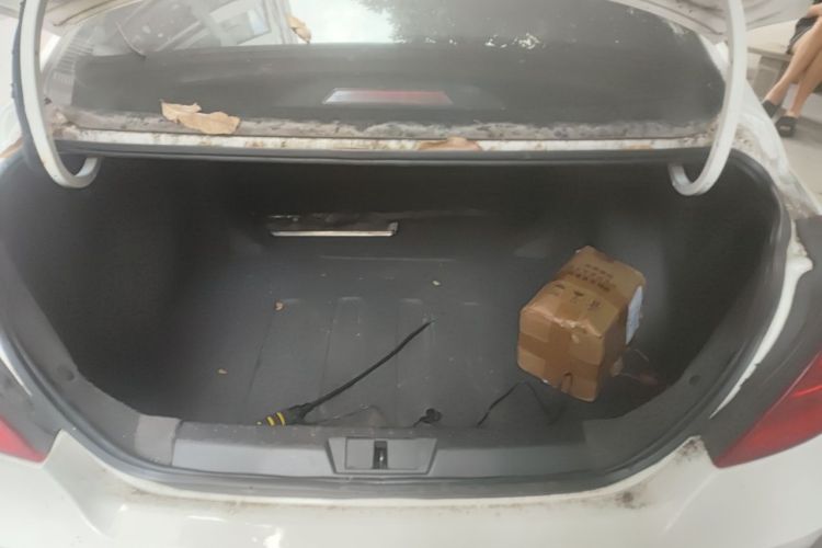 GEELY Emgrand 2016 car image #17