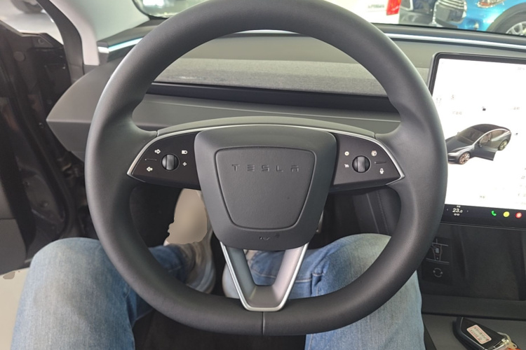 Tesla Model 3 2024 #15 Tesla Model 3 2024 car image #15