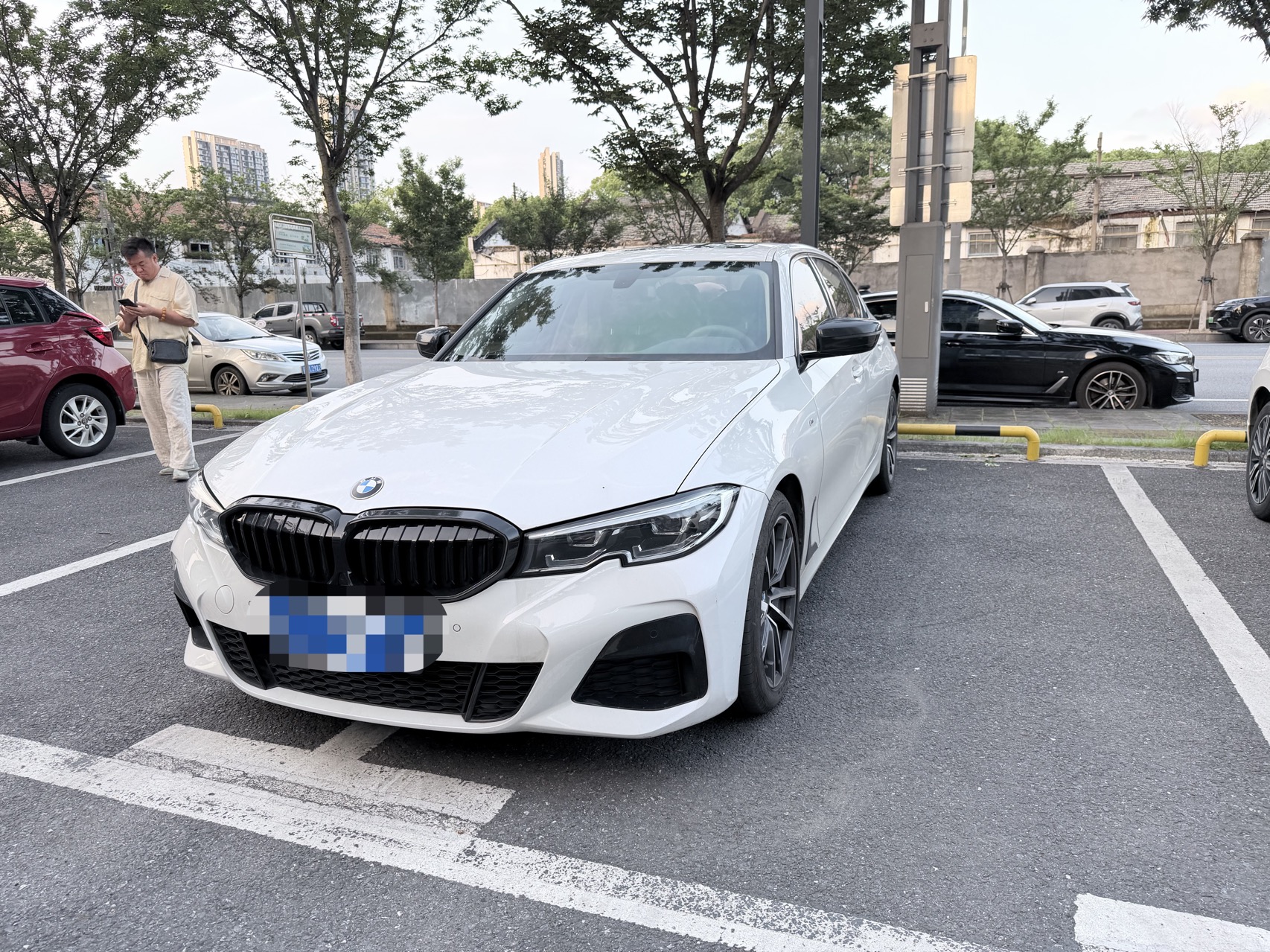 BMW 3 Series 2020 BMW 3 Series 2020 car image