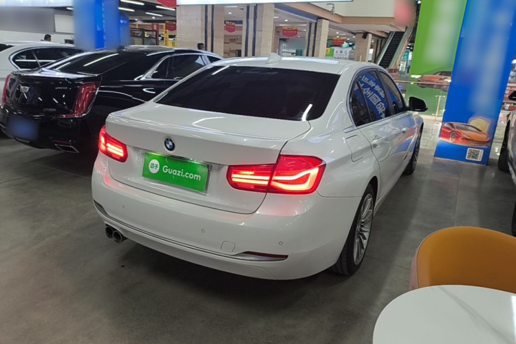 BMW 3 Series 2019 #7 BMW 3 Series 2019 car image #7