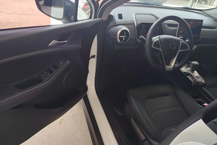 BYD Yuan New Energy 2019 #16 BYD Yuan New Energy 2019 car image #16