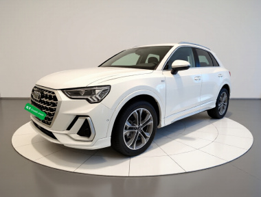 Audi Q3 2024 car image 