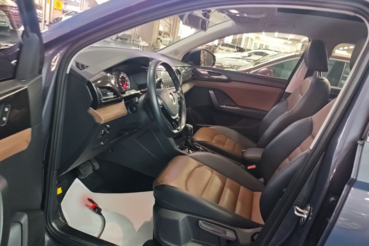Volkswagen Tharu 2018 immagine di auto #15
