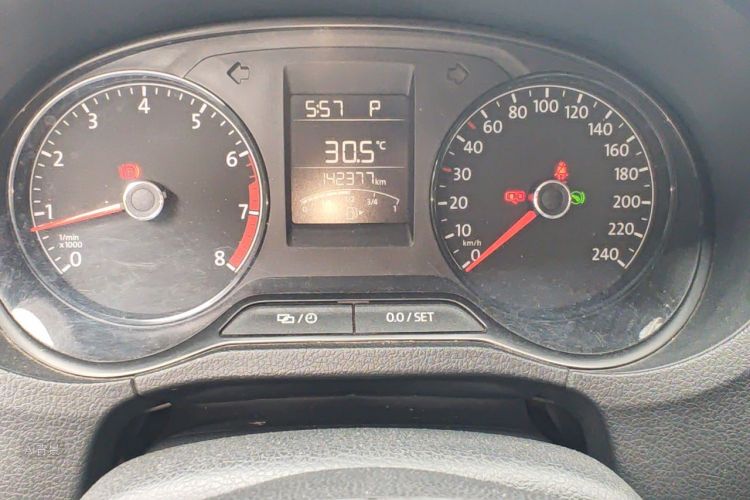 Volkswagen Polo 2017 #13 Volkswagen Polo 2017 car image #13