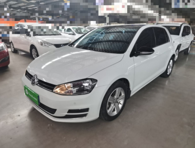 Volkswagen Golf 2017 Volkswagen Golf 2017 car image