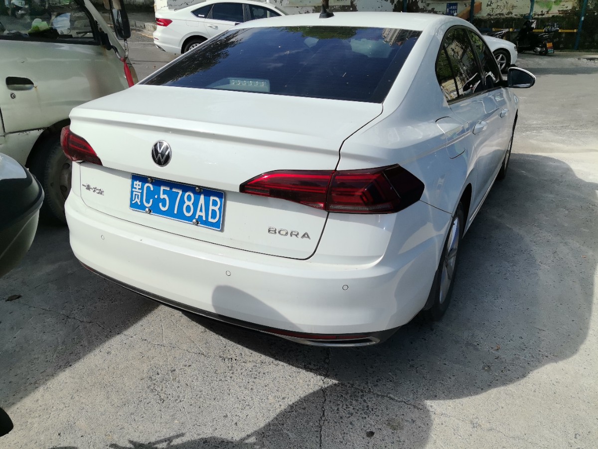 Volkswagen Bora 2022 car image #4