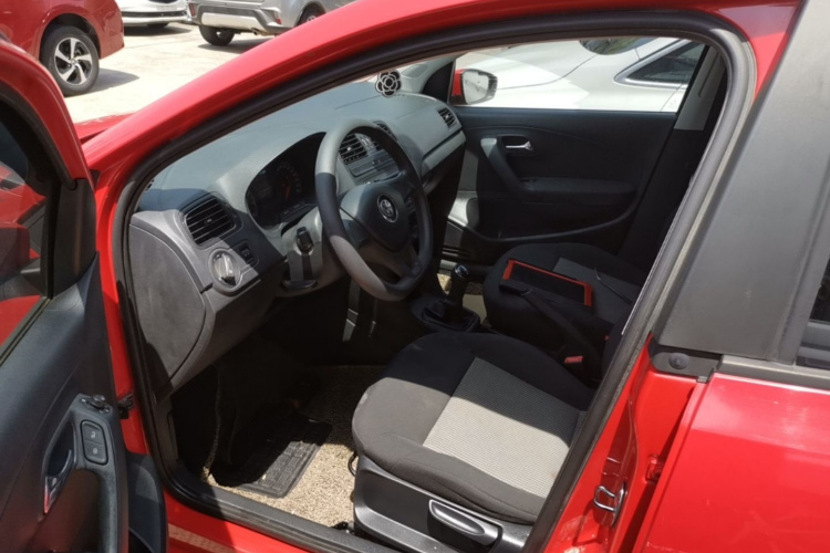 Volkswagen Polo 2016 #16 Volkswagen Polo 2016 car image #16