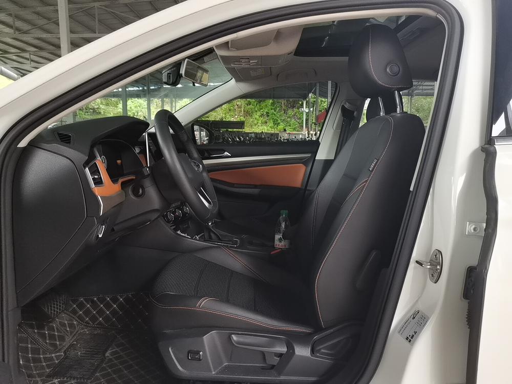 Volkswagen Bora 2024 immagine di auto #11