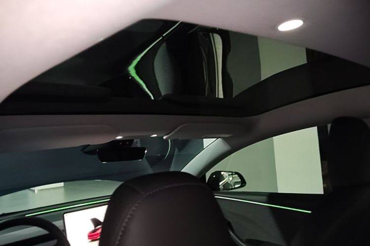Tesla Model 3 2025 #22 Tesla Model 3 2025 car image #22