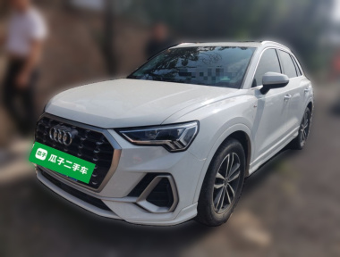 Audi Q3 2023 car image 