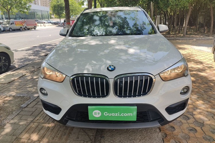 BMW X1 2019 #3 BMW X1 2019 car image #3
