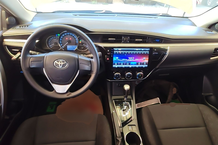 Toyota Corolla 2017 изображение автомобиля #10