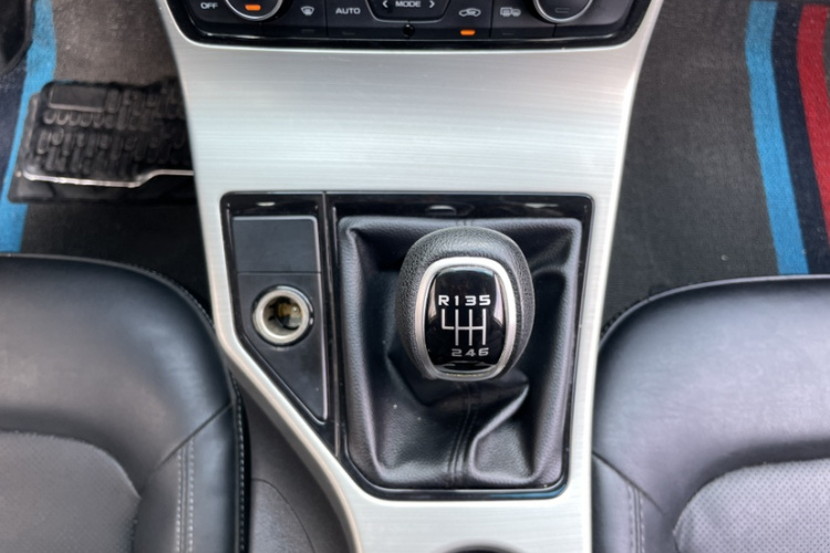 GEELY Emgrand GL 2016 #15 GEELY Emgrand GL 2016 car image #15