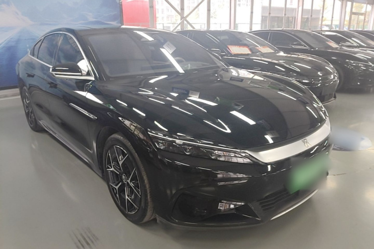 BYD Han 2024 #4 BYD Han 2024 car image #4
