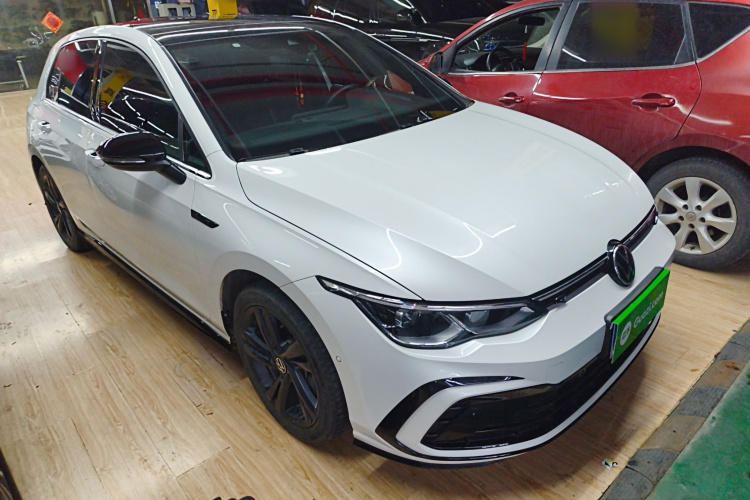 Volkswagen Golf 2022 immagine di auto #4