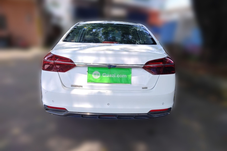 GEELY Emgrand 2020 #4 GEELY Emgrand 2020 car image #4