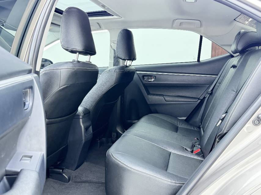 Toyota Corolla 2017 car image #6