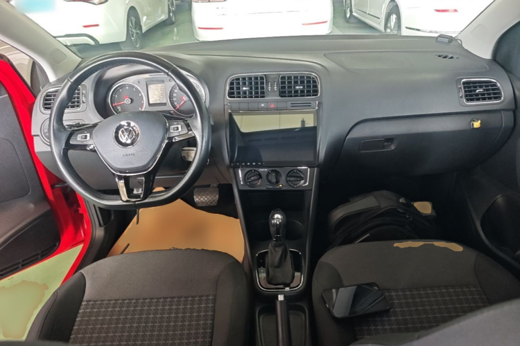 Volkswagen Polo 2016 #11 Volkswagen Polo 2016 car image #11