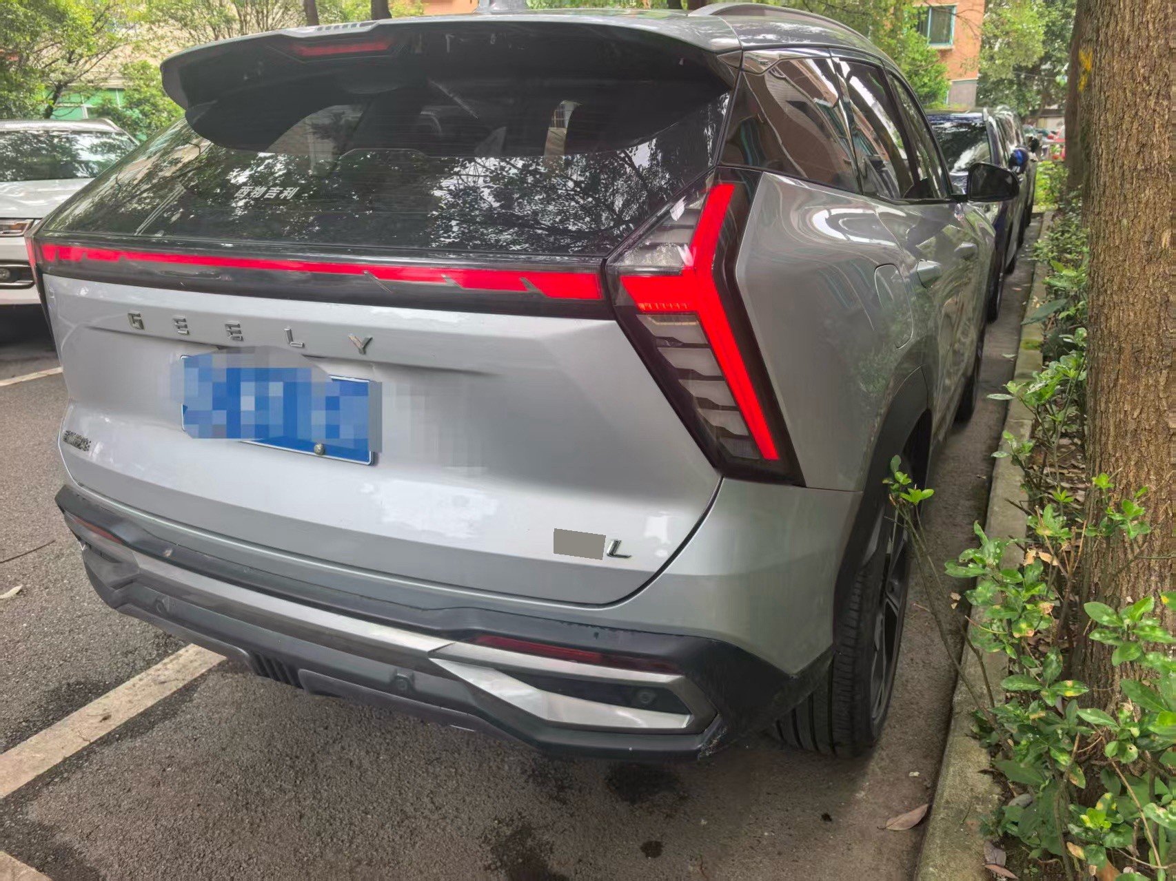 GEELY Boyue L 2023 car image #4