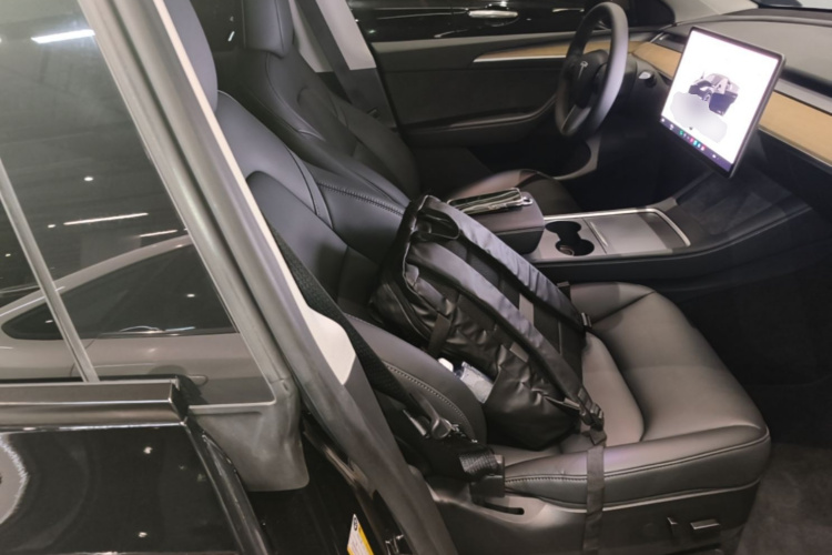 Tesla Model Y 2023 #24 Tesla Model Y 2023 car image #24
