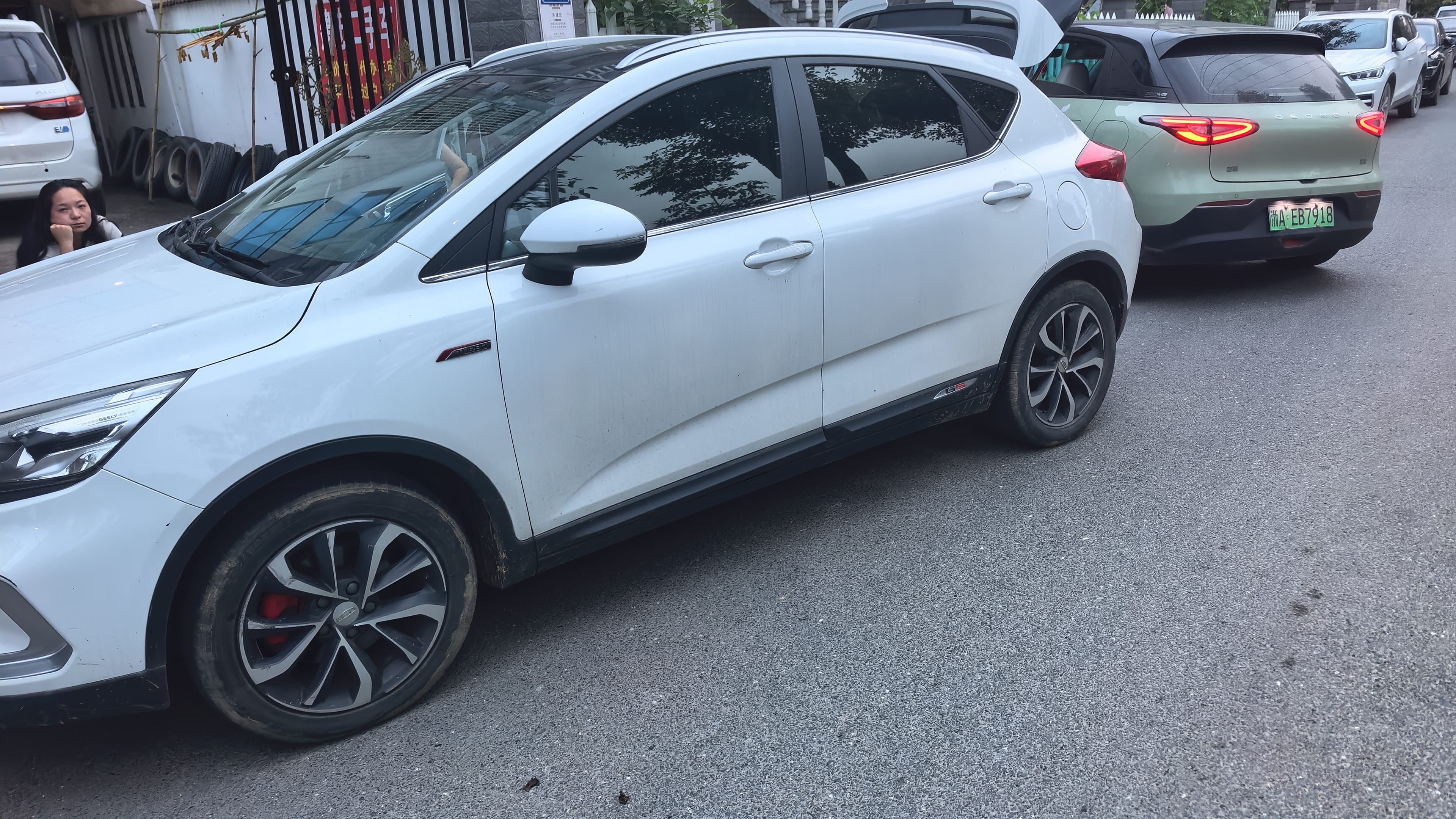 GEELY Emgrand GS 2019 car image #2