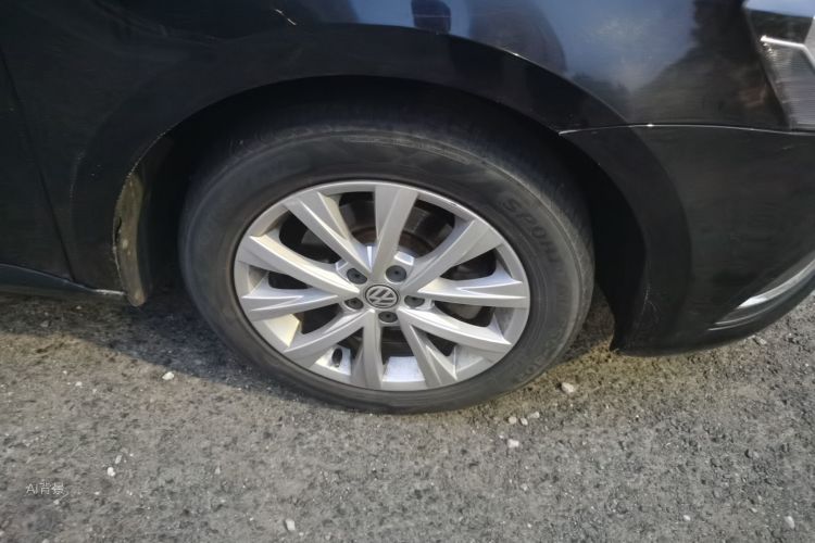 Volkswagen Lavida 2017 car image #9