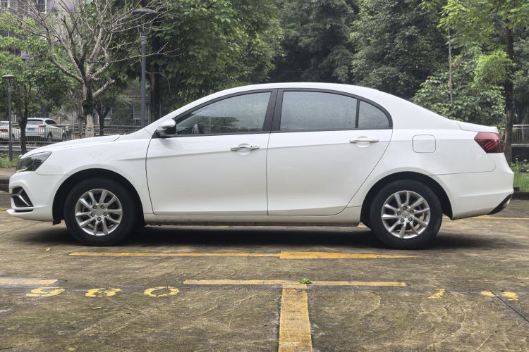 GEELY Emgrand 2020 car image #8
