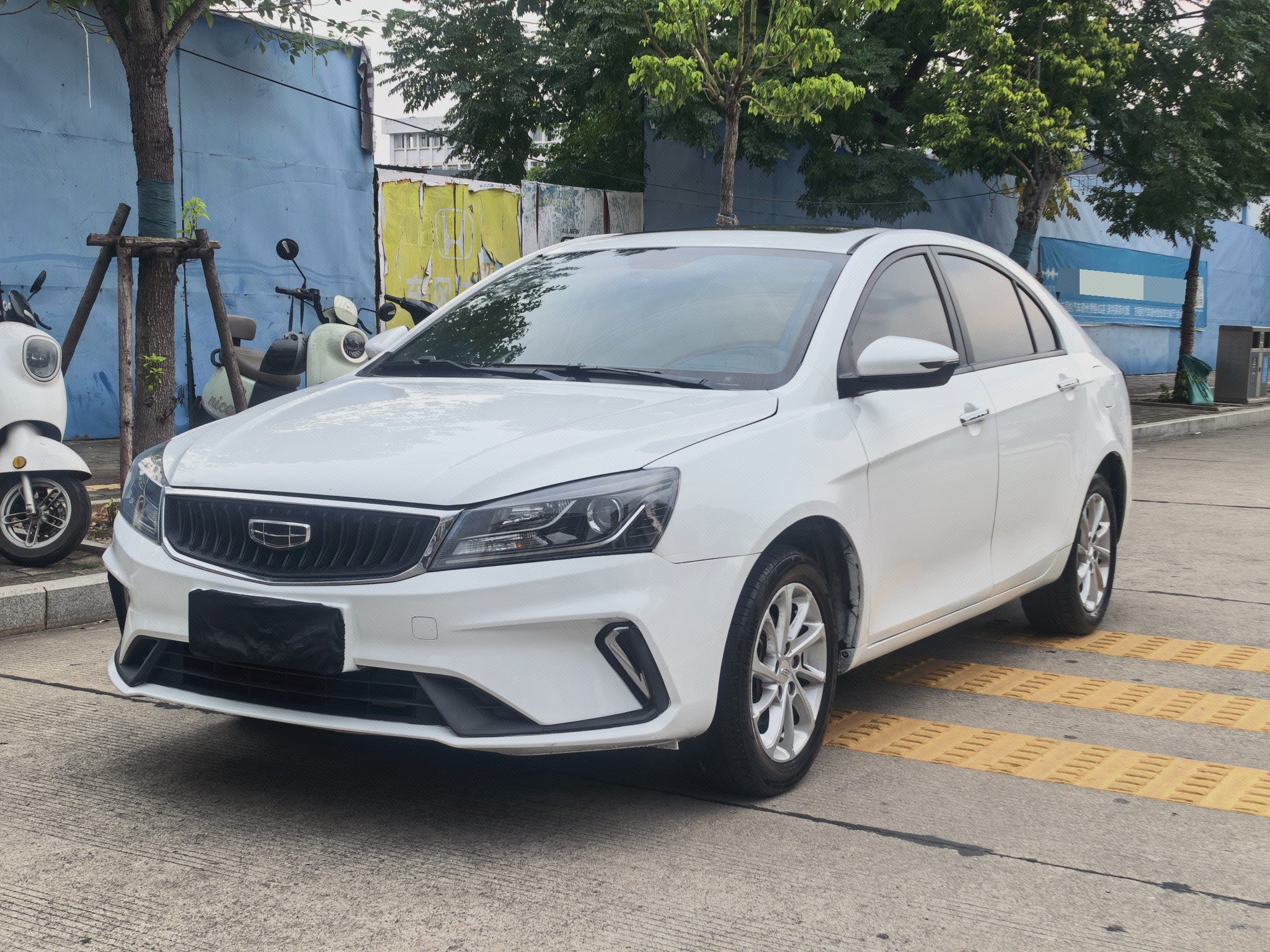 GEELY Emgrand 2021 GEELY Emgrand 2021 car image