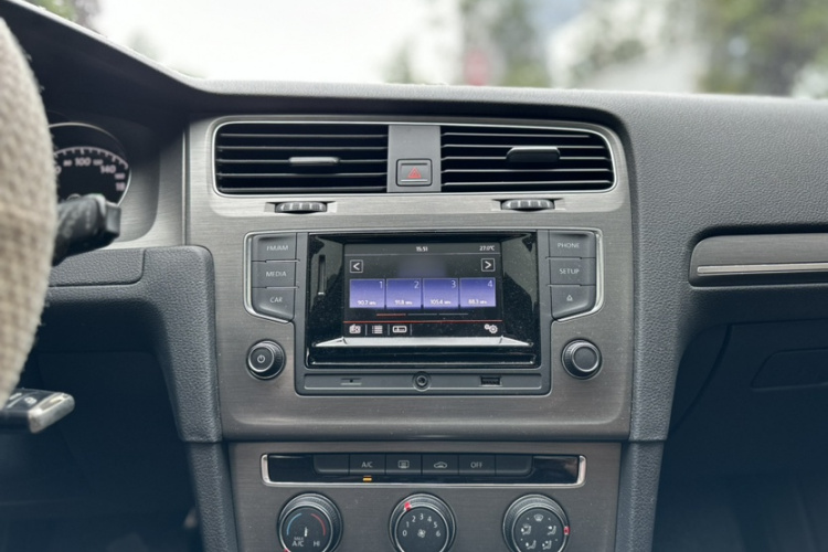 Volkswagen Golf 2016 car image #20