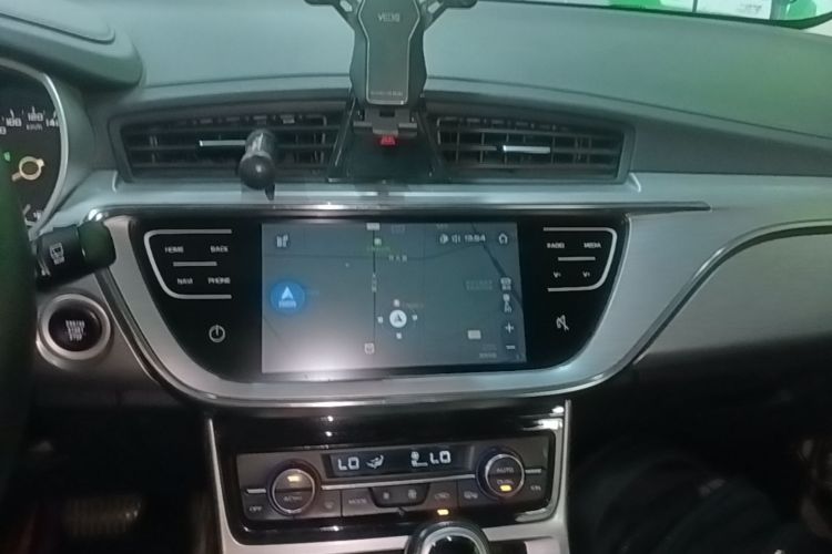 GEELY Emgrand GS 2020 car image #17