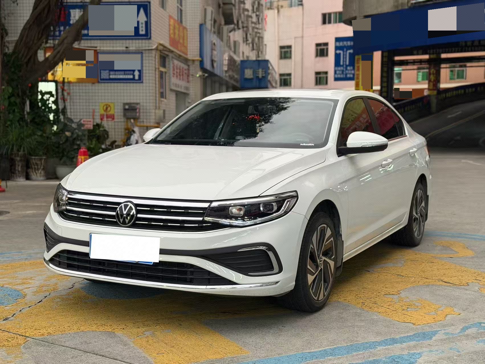 2025 immagine di auto 