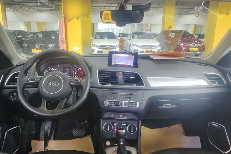 Audi Q3 2018 #10 Audi Q3 2018 car image #10