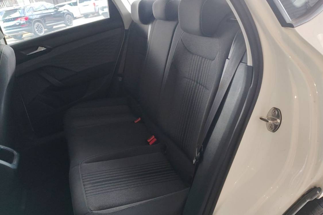 Volkswagen Tharu 2022 car image #21