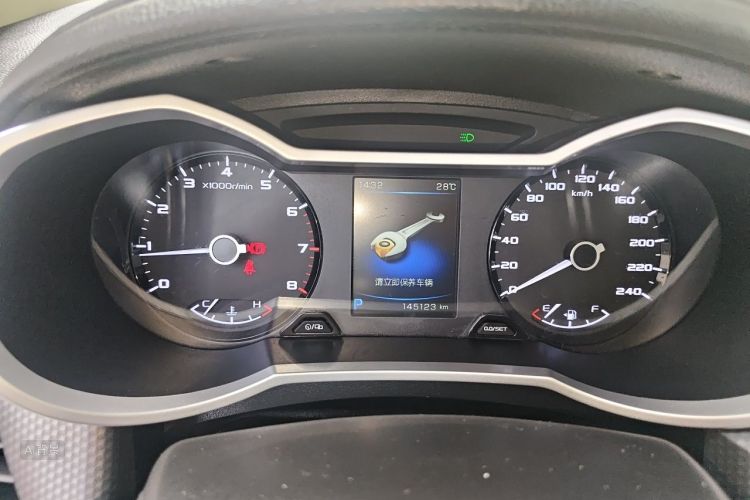 GEELY Emgrand GS 2017 #13 GEELY Emgrand GS 2017 car image #13