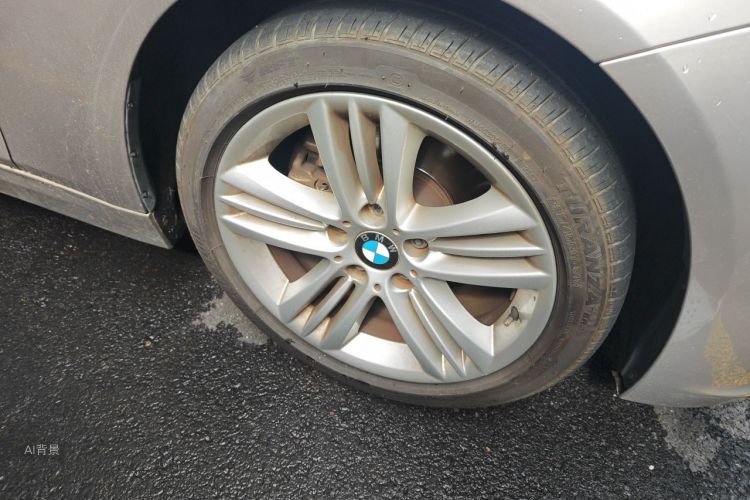BMW 3 Series 2017 #9 BMW 3 Series 2017 car image #9