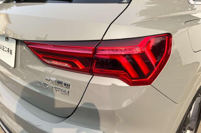 Audi Q3 2023 #8 Audi Q3 2023 car image #8