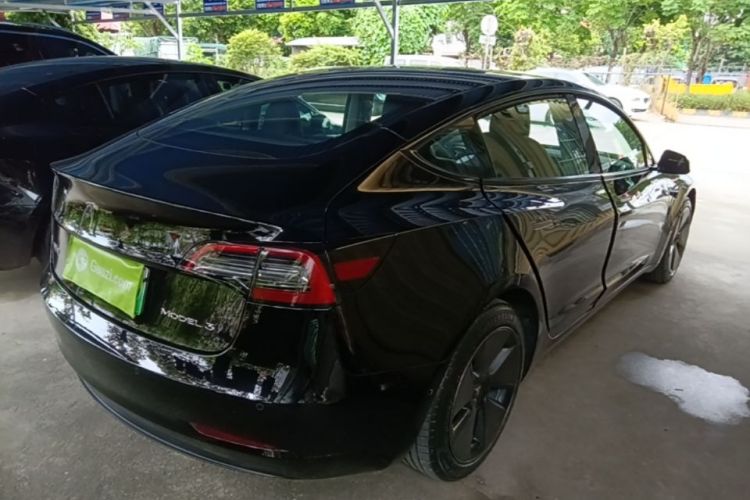 Tesla Model 3 2023 car image #7