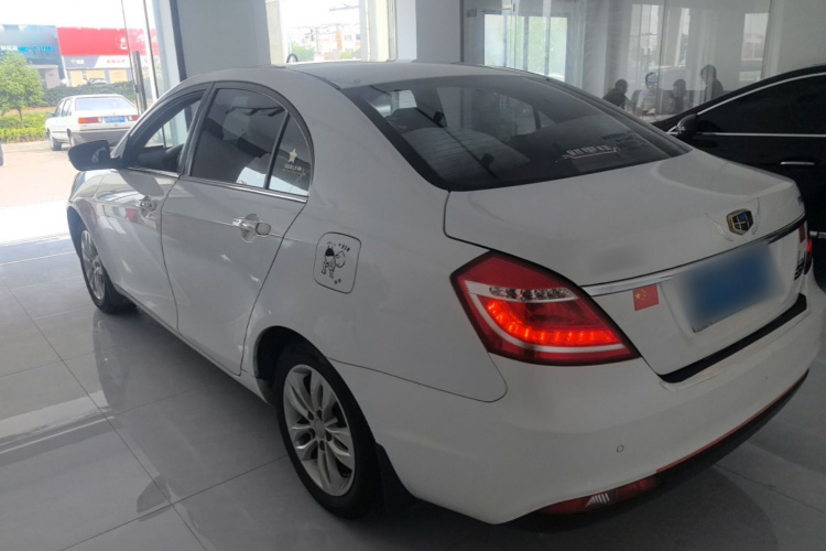GEELY Emgrand 2015 car image #5