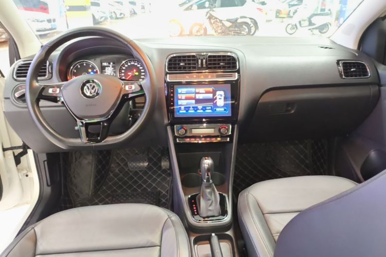 Volkswagen Polo 2017 immagine di auto #11
