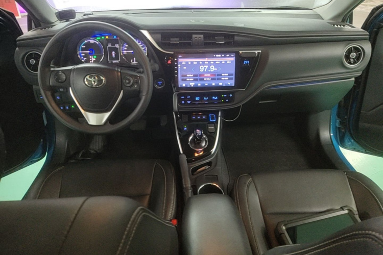 Toyota Corolla Hybird E+ 2019 immagine di auto #10