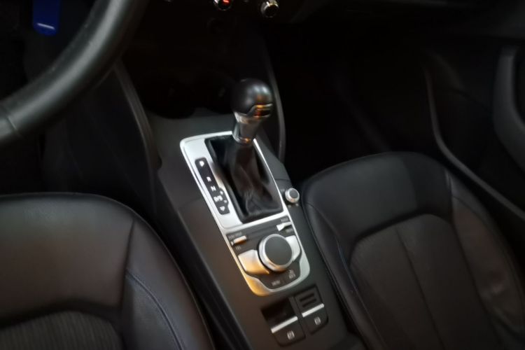 Audi A3 2020 car image #14