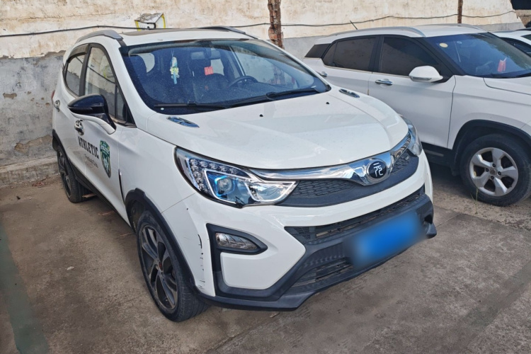 BYD Yuan 2017 #5 BYD Yuan 2017 car image #5